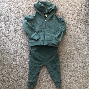 Green Stem sweat outfit. New.
